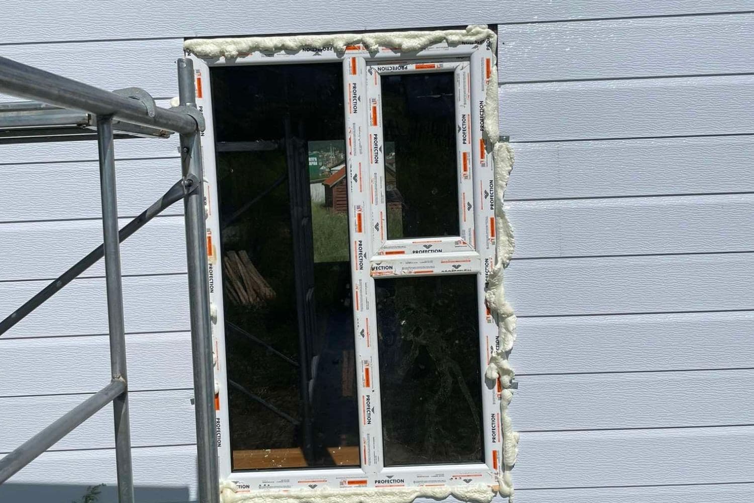 Зөөврийн сууцны цонх — 7